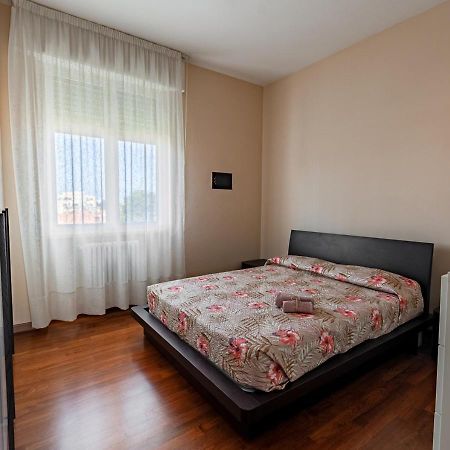 리보르노 Luxury House Near Train Station 아파트 외부 사진