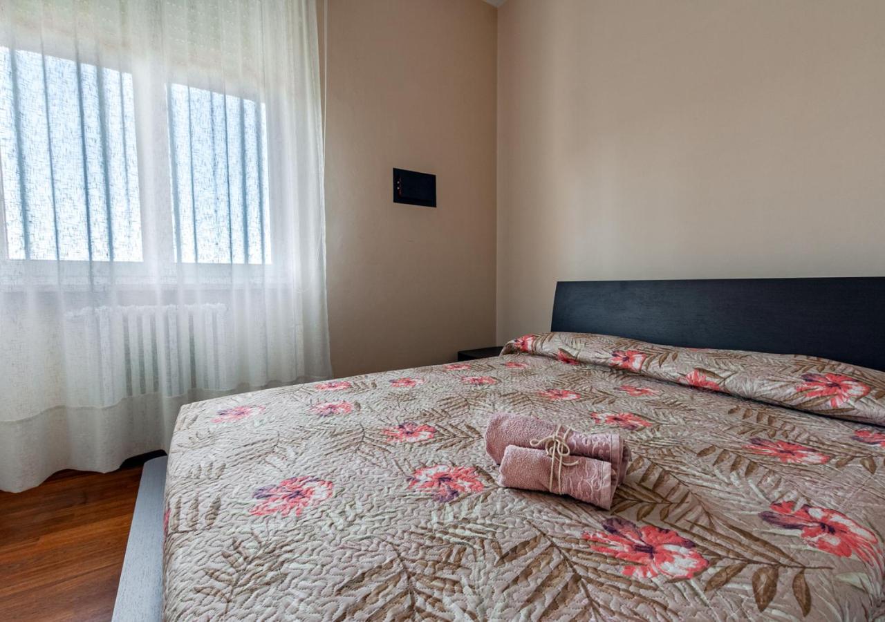 리보르노 Luxury House Near Train Station 아파트 외부 사진